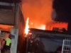 Uma menina de 3 anos morreu em um incêndio em sua casa e outras quatro crianças foram hospitalizadas