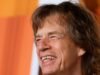 Mick Jagger admite que a receita para ficar bem aos 83 anos foi dada a ele por seu pai.