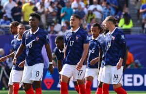 Tensões na França: Homem acusa companheiros de ‘comportamento inaceitável’ após derrota na Copa do Mundo para a Inglaterra