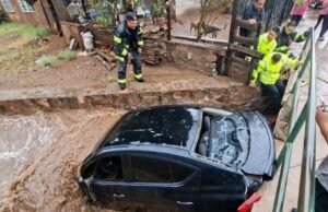 Chuva em Chihuahua deixa um morto, casas inundadas e dezenas de resgates após enchentes