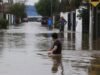 O Chile declarou estado de emergência depois que a tempestade matou pelo menos 10 pessoas e destruiu mais de 1.100 casas.