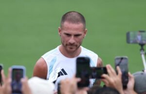 Antes do aquecimento final para o jogo com a Inglaterra, Mac Allister relembra a 86ª Copa do Mundo: “Espero que possamos fazer o mesmo que eles fizeram”
