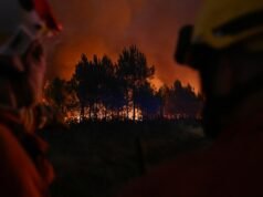 A França ordenou a evacuação de mais 4.000 pessoas devido a incêndios florestais em meio a uma nova onda de calor.