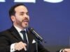 Abelardo de la Espriella denunciou a tentativa de ignorar o decreto popular e alertou que nenhuma autoridade pode substituir a vontade do referendo.
