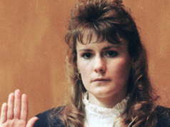 Pamela Smart, o caso que chocou os Estados Unidos: após 36 anos de prisão, a “viúva mortal” pediu novo julgamento por erros na sentença.