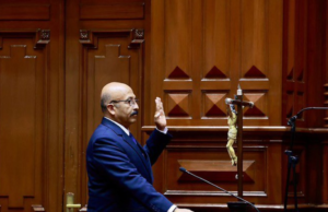 Óscar Reto derrotou Norma Yarrow e liderará a primeira mesa diretora da Câmara dos Deputados.
