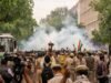Quase 60 ficaram feridos e 70 foram presos por protestarem contra o ministro da Educação, acusado de realizar exames.