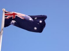 Homem morre após tiroteio com a polícia por causa de caso de agressão sexual em Queensland (Austrália)