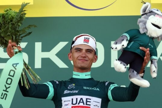 Isaac del Toro está em terceiro lugar na etapa 6 do Tour de France