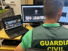 Eles estão investigando um menino de 14 anos por compartilhar imagens geradas por IA de nove colegas de classe em um site pornográfico.