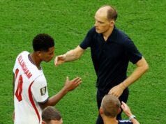 Houve tensão na Inglaterra por causa do cruzamento entre o técnico Thomas Tuchel e a figura de proa Jude Bellingham após chegar às semifinais da Copa do Mundo.