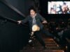 Os clientes caíram por falta de iluminação no cinema: puniram a rede e pediram o dinheiro de volta.