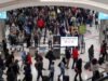 As restrições de assentos em Atlanta foram suspensas, mas ainda há longos atrasos nos voos no Aeroporto Hartsfield-Jackson
