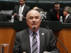 A FGR acusa Ernesto Ruffo de liderar a maior rede de tráfico de huachicol e avalia os danos ao país.