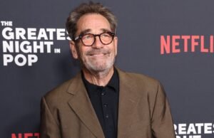 “Não consigo ouvir música”: Huey Lewis conta como ser surdo mudou sua vida para sempre