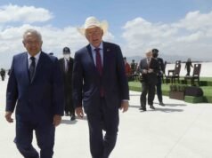 Ken Salazar observou que AMLO não tinha provas de supostas ligações com o tráfico de drogas