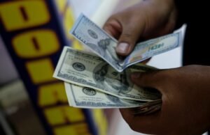 O valor atual do dólar na Colômbia: é quase 3.100 dólares e foi assim que foi comprado e vendido na casa de câmbio em 16 de julho de 2026