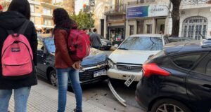 Um taxista causou vários acidentes ao perder o controle do veículo em Caballito