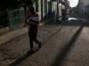 A crise demográfica de Cuba: os nascimentos caem para mínimos históricos e as mortes quase duplicam até 2025