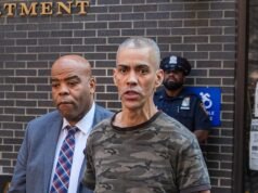 O preso foi acusado de crime por esfaquear duas pessoas perto do Central Park