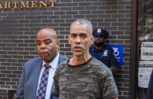 O preso foi acusado de crime por esfaquear duas pessoas perto do Central Park