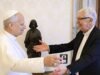 O Papa Leão XIV felicitou o Peru em audiência com o Cardeal Carlos Castillo: “Ele nos conhece bem, nos forçará”