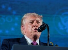 Trump celebrou o 250º aniversário da independência dos EUA e disse que a identidade americana está sob “ataque renovado”.