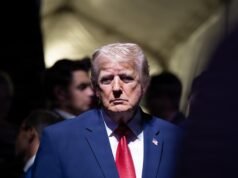Negociações EUA-Irã são congeladas após ataques aéreos de Trump para libertar Ormuz