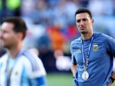 O futuro de Scaloni após a Copa do Mundo: o que aconteceu na última vez que o técnico cogitou deixar a seleção e o “fator Messi”