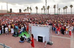 Quase 8 mil pessoas comparecem à Plaza de la Música, em Las Palmas de Gran Canaria, para assistir à final entre Espanha e Argentina