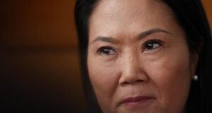 Keiko Fujimori começa com apoio: 7 em cada 10 peruanos acreditam que ela merece a chance, segundo Ipsos