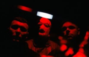 Kneecap, o trio anticensura, anunciou show na Colômbia: datas, locais e preços