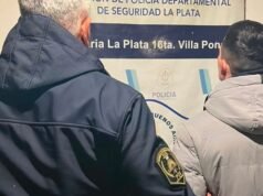 Prenderam um menor acusado de participar de um crime cometido por um jovem por supostamente acertar contas em La Plata.