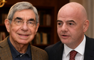 O ex-presidente da Costa Rica pediu a renúncia de Gianni Infantino após alegar que a decisão da FIFA foi influenciada por Trump.