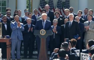 Os Dodgers visitaram Trump na Casa Branca para comemorar a vitória na World Series