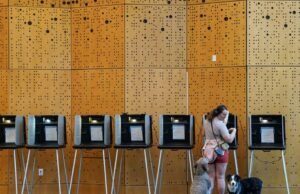 A administração Trump está intensificando a pressão sobre os estados para que mudem suas práticas de voto