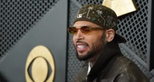 Chris Brown se declara culpado em caso de ataque com garrafa em Londres