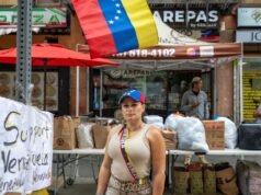 Restaurante em Los Angeles oferece apoio e esperança após terremoto na Venezuela