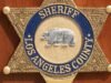 Mãe de Los Angeles acusada de matar uma criança pequena, que foi hospitalizada devido a queimaduras