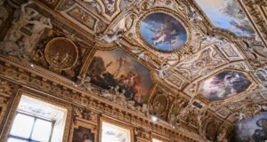 Louvre reabre Galeria Apollo após saques – sem joias em exibição
