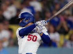 O single de 8ª entrada de Mookie Betts dá aos Dodgers a vitória sobre as Montanhas Rochosas