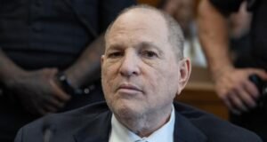 Harvey Weinstein hospitalizado após insuficiência cardíaca recente: relatório