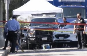 Dois homens tentaram roubar um policial fora de serviço de Long Beach sob a mira de uma arma, provocando o tiroteio