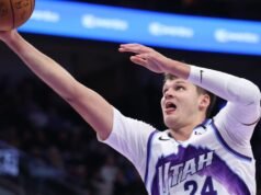 O Lakers retorna quatro jogadores, incluindo Sandro Mamukelashvili