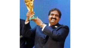 Sheikh Hamad bin Khalifa al Thani, ex-governante do Catar, morreu