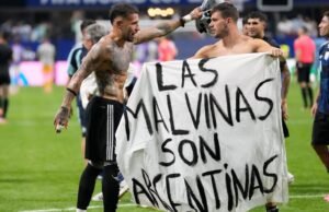 Reino Unido insta FIFA a investigar Argentina por causa da bandeira das Malvinas na Copa do Mundo