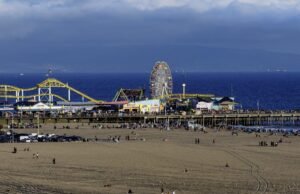 Um homem foi morto a tiros no cais de Santa Monica na manhã de segunda-feira, disse a polícia
