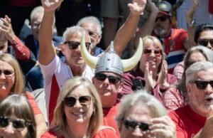 Os Vikings de Solvang estão arrecadando dinheiro para ajudar aqueles que estão sobrecarregados com dívidas médicas
