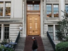 UC reconsidera retomadas do SAT após reclamações de professores sobre habilidades matemáticas