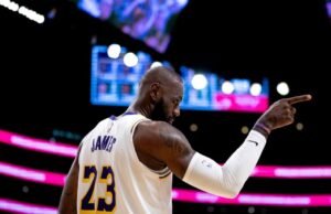 LeBron James não faz sugestões sobre sua próxima equipe durante o podcast
